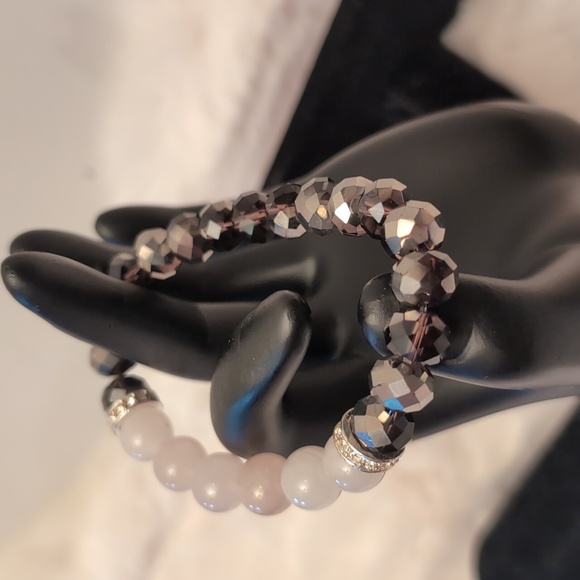 Avon| I Wish You Beaded Bracelet-LOVE- Pink Stone and Black Crytals Beads - Picture 3 of 9